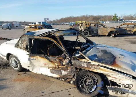 1990 Buick Riviera z USA, uszkodzony, nr VIN 1G4EZ13C9LU418153